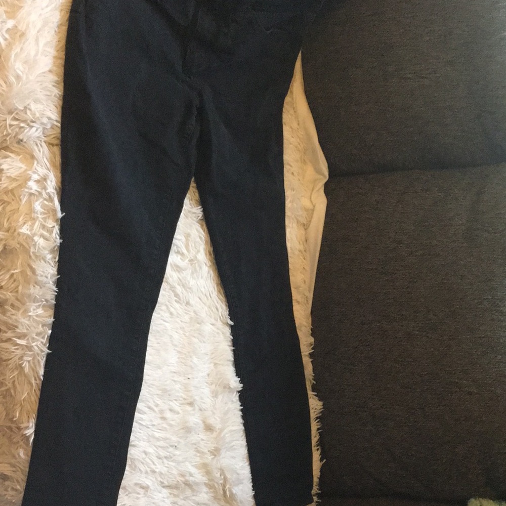 NWOT Universal Thread Black Skinny Jeans